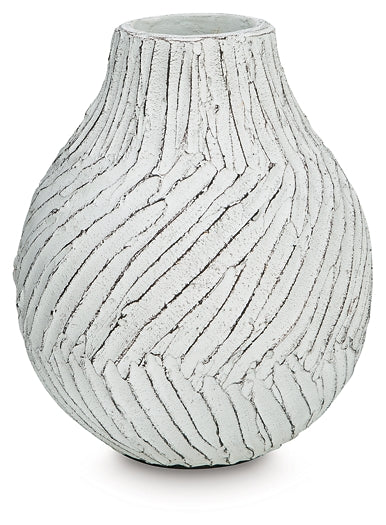 Shelvie Vase