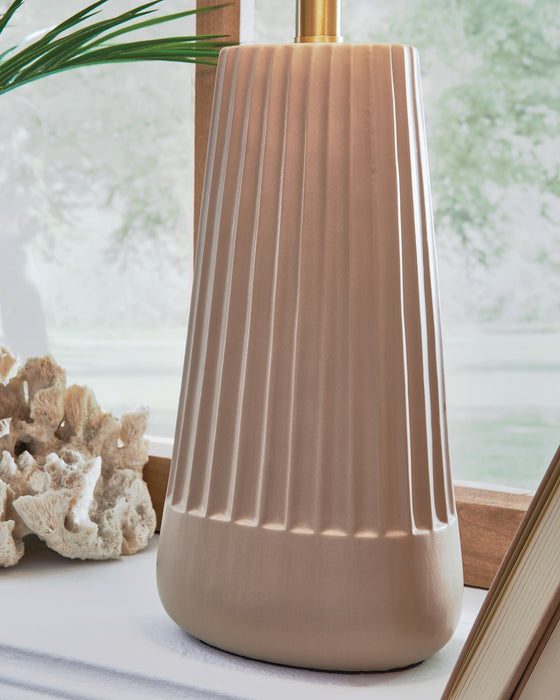 Dellner Ceramic Table Lamp (1/CN)
