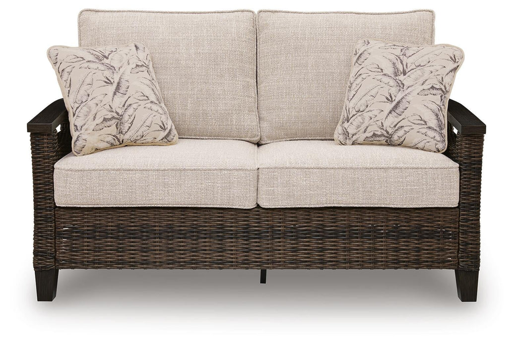 Monterey Point Loveseat w/Cushion